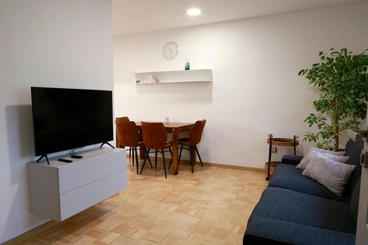 Aparthotel Brokes Lanskroun Bagian luar foto